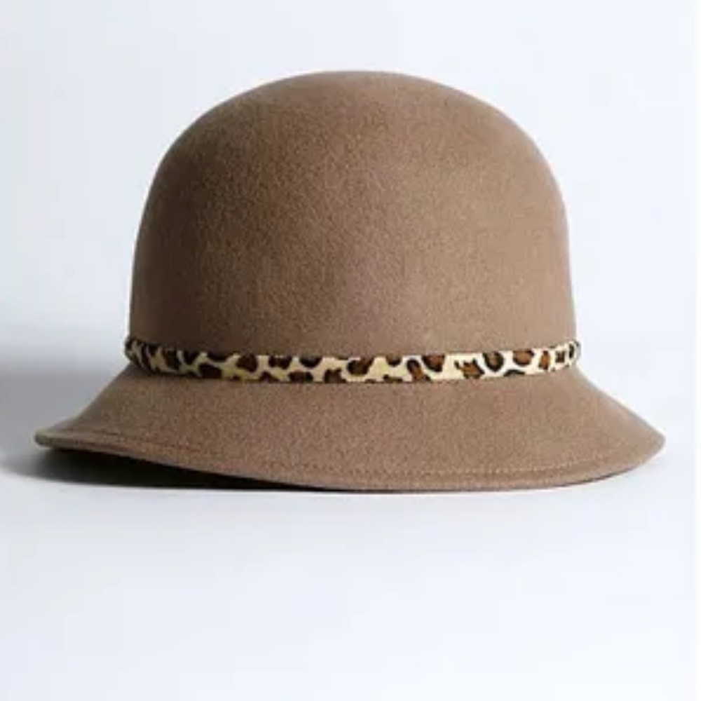 EEK! by Eugenia Kim 100% Wool Hardware Cloche Hat Leopard Print Band Brown Taupe